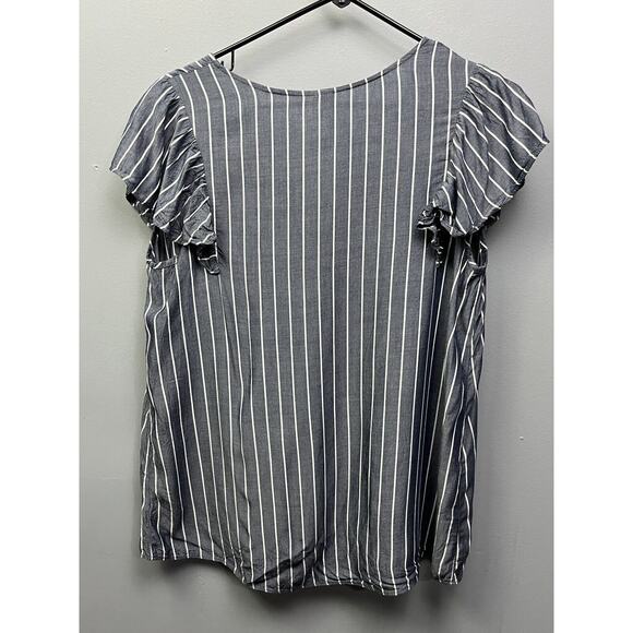 Old Navy Blouse Womens M Medium Gray White Striped Ruffled Flutter Sleeves‎ - Picture 2 of 5